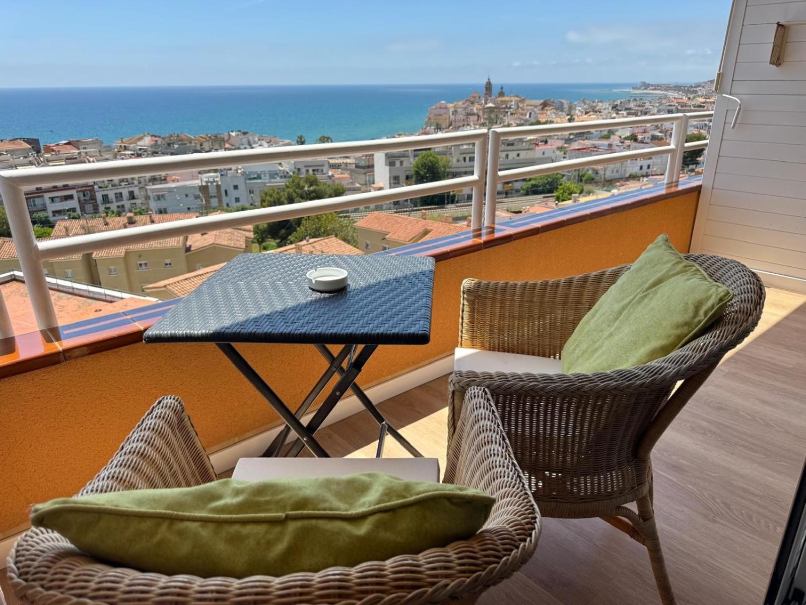 Apartamento Marinero, Vistas Impresionantes. Sitges Bagian luar foto